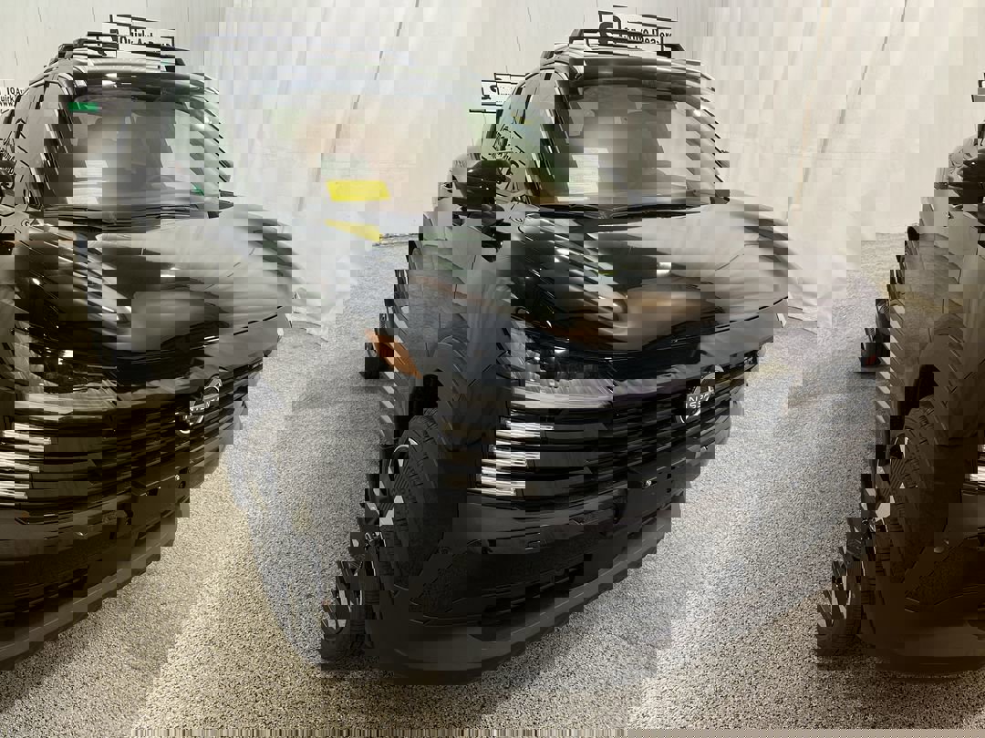 2026 Nissan KICKS SR AWD's photo