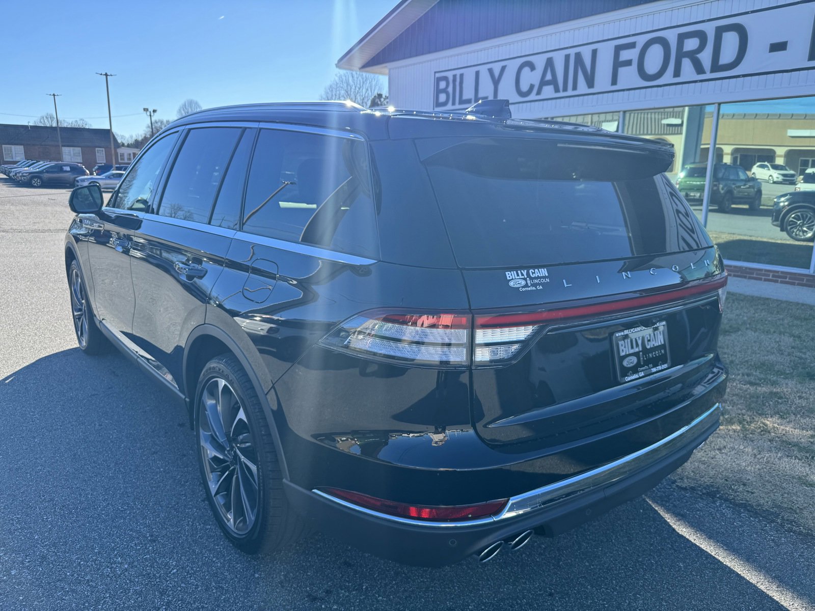 2025 Lincoln Aviator Reserve photo 2