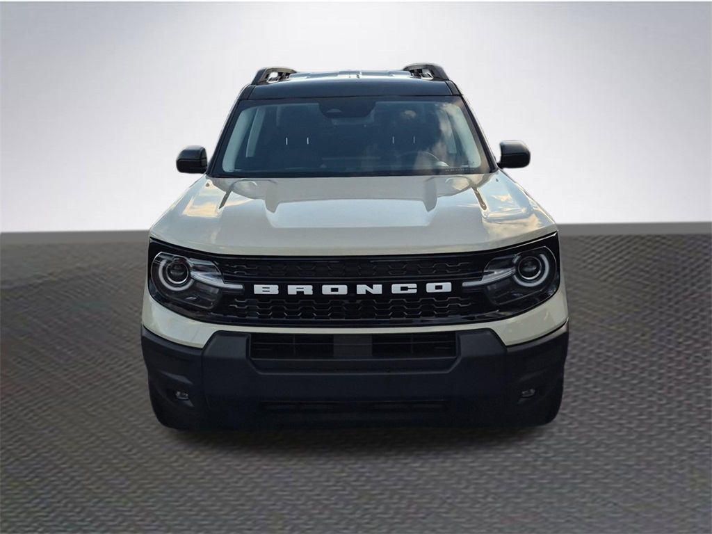 2025 Ford Bronco Sport Outer Banks photo 3