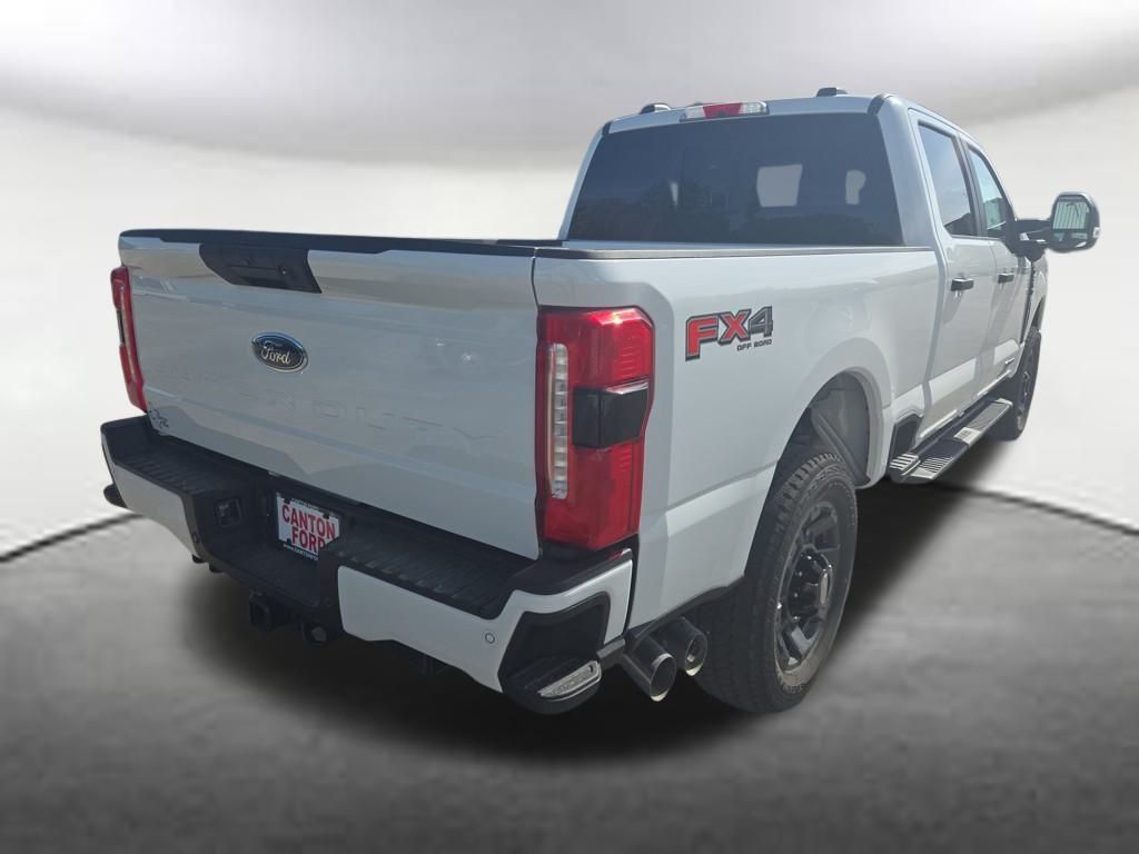 2025 Ford F-250 XL photo 4