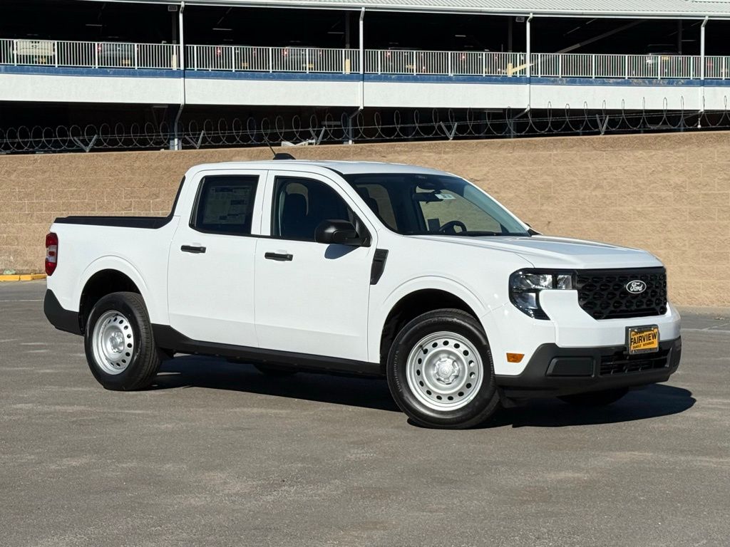 2026 Ford Maverick XL's photo