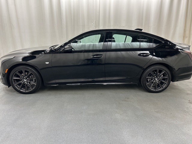 2025 Cadillac CT5 Sport photo 3