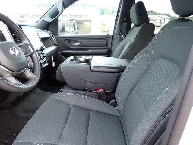 2026 Ram 1500 Tradesman photo 11