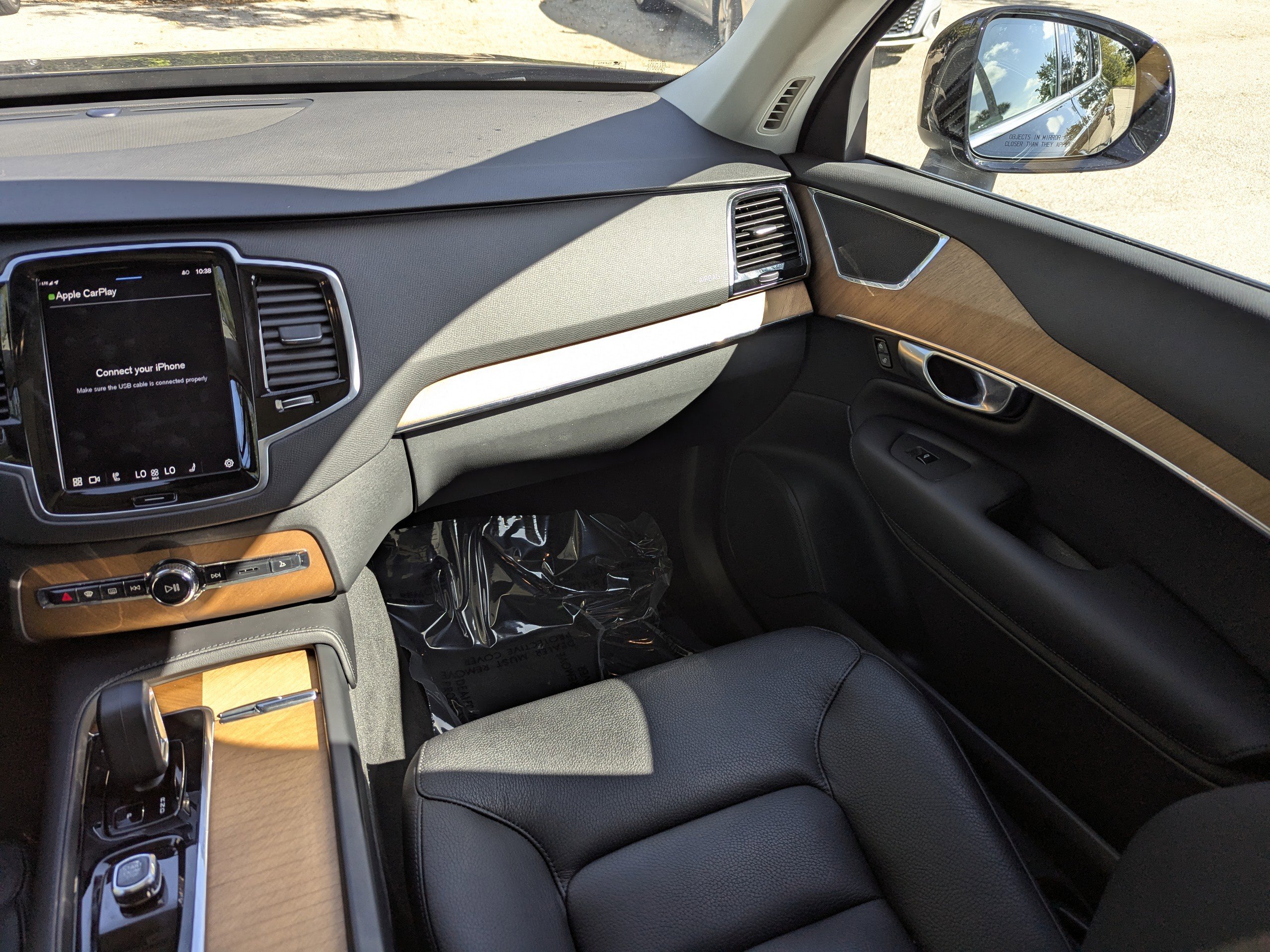 2023 Volvo XC90 Recharge Plus photo 15