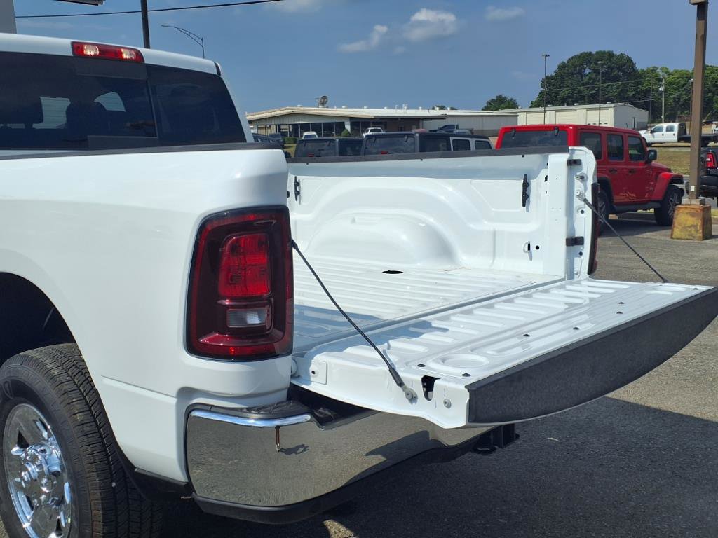 2026 Ram 2500 Tradesman photo 16