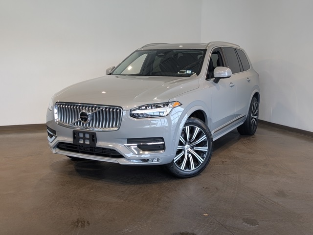 2024 Volvo XC90 Plus's photo