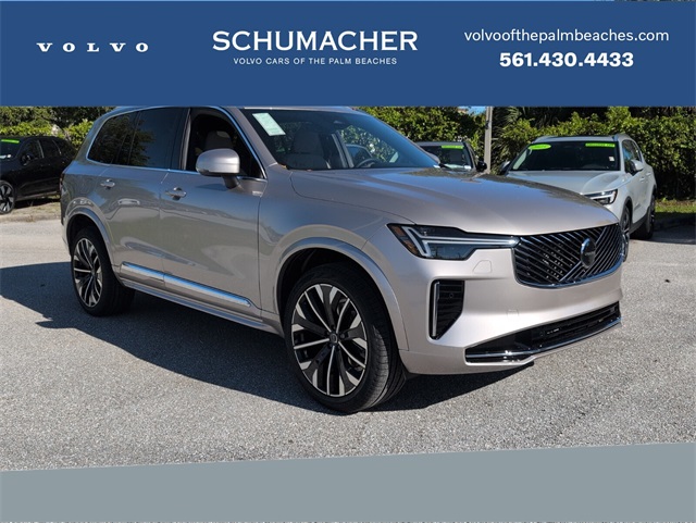 2026 Volvo XC90 Core's photo