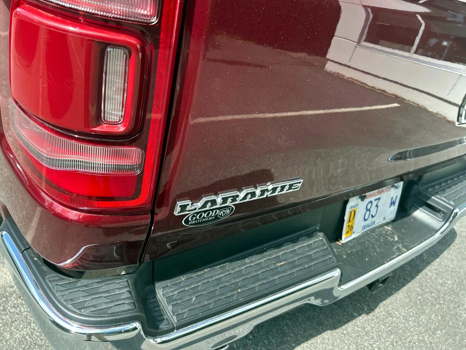 2022 Ram 1500 Laramie photo 6
