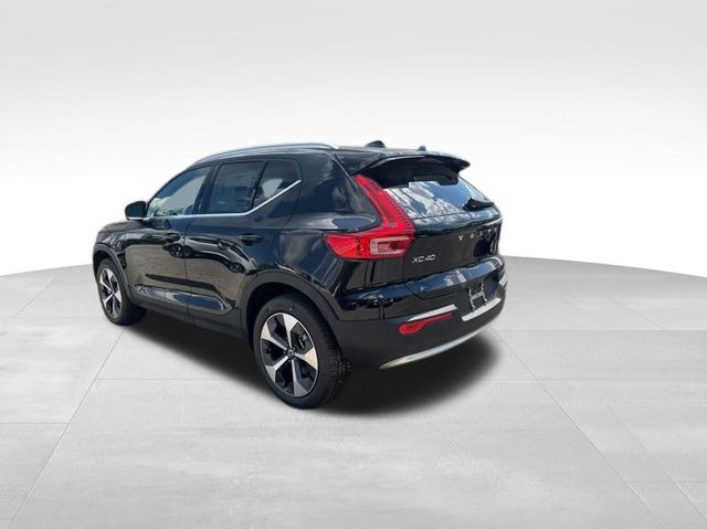2024 Volvo XC40 Plus photo 3