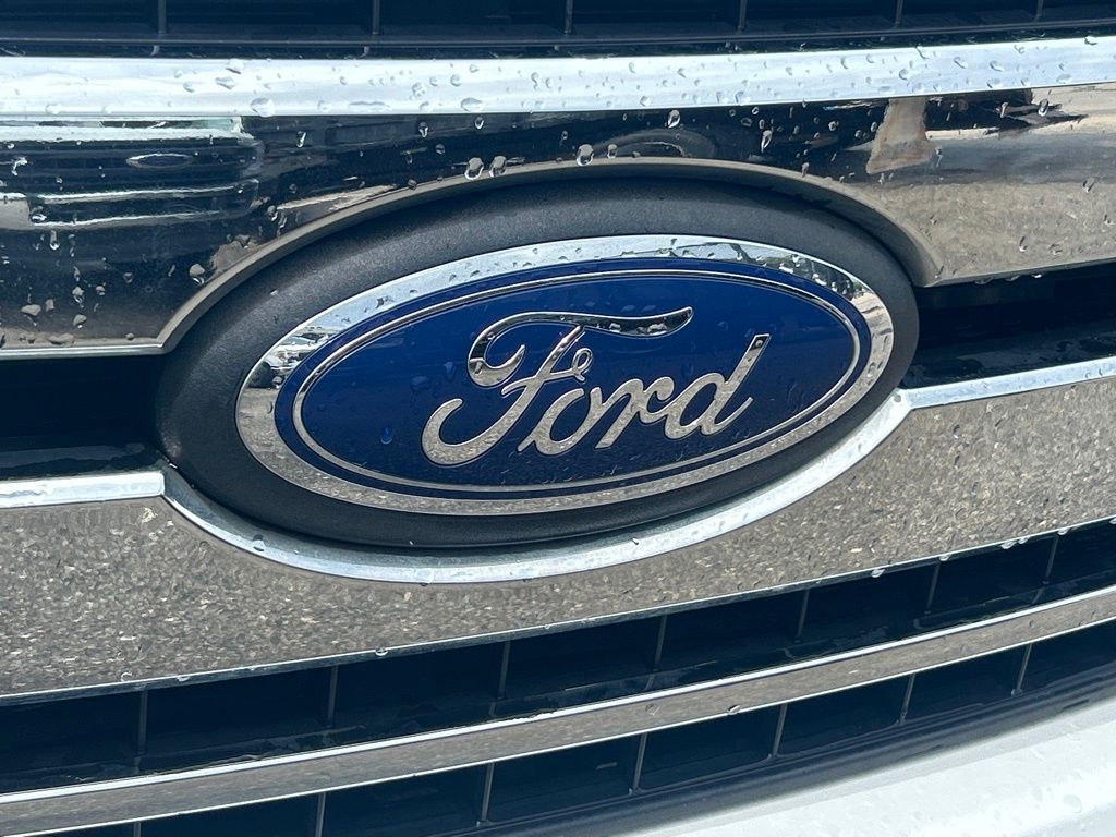 2020 Ford F-150 XLT photo 19