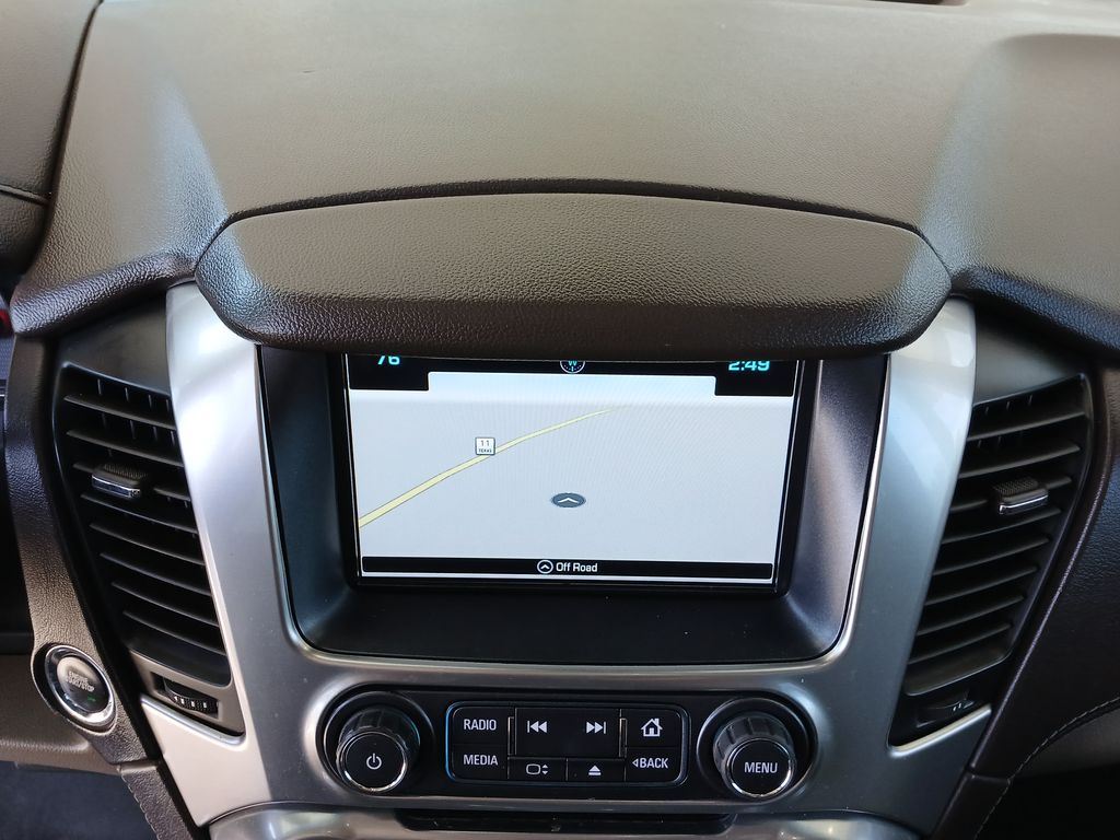2018 Chevrolet Suburban LT photo 14