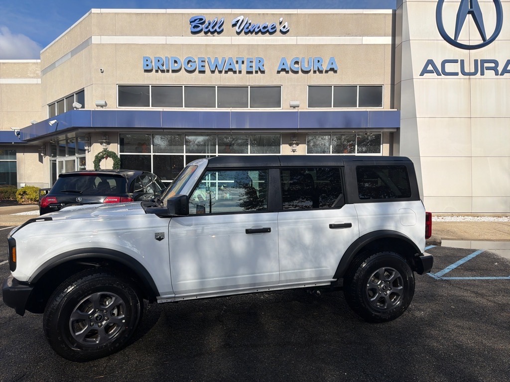 2025 Ford Bronco 4-Door Big Bend's photo
