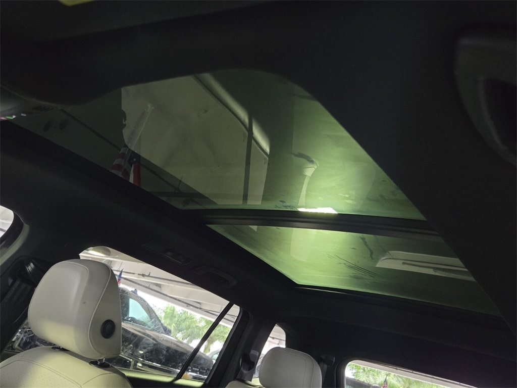 2021 Volkswagen Tiguan SE R-Line Black photo 15
