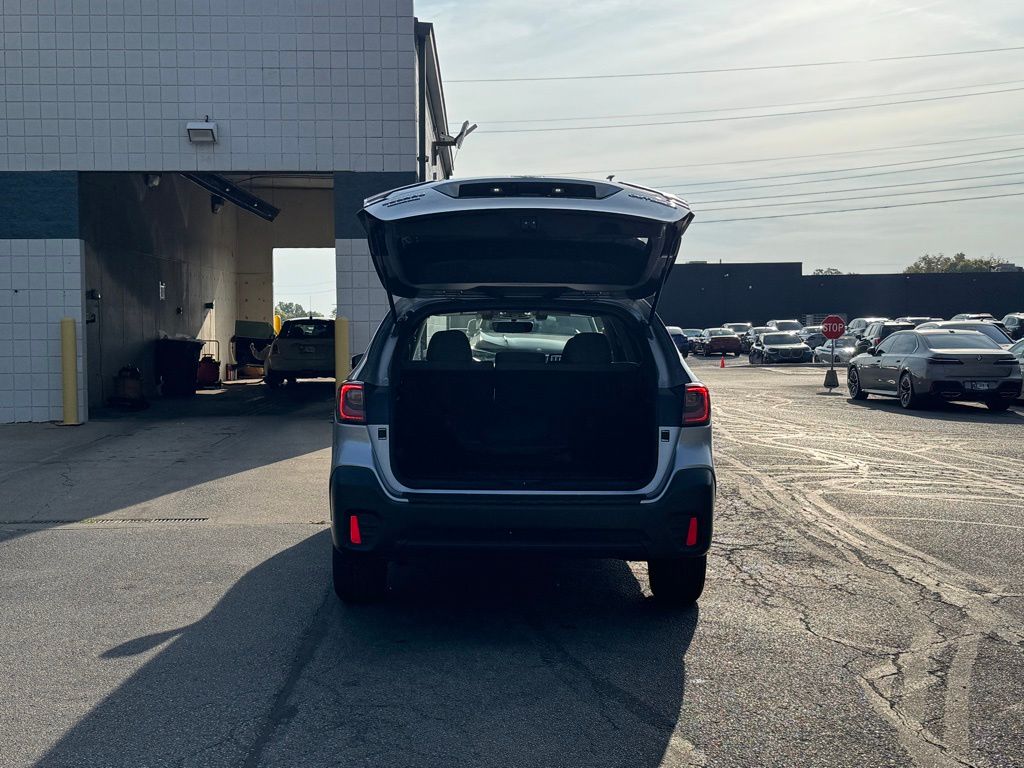 2022 Subaru Outback Premium photo 27