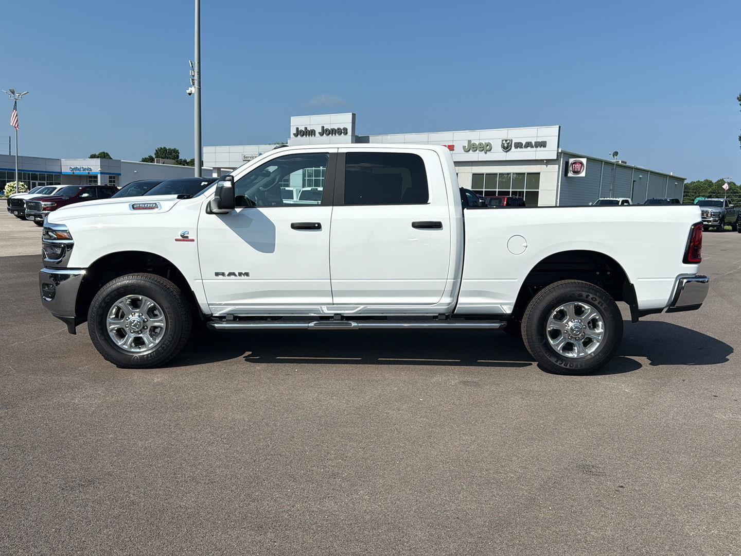 2025 Ram 2500 Big Horn photo 3