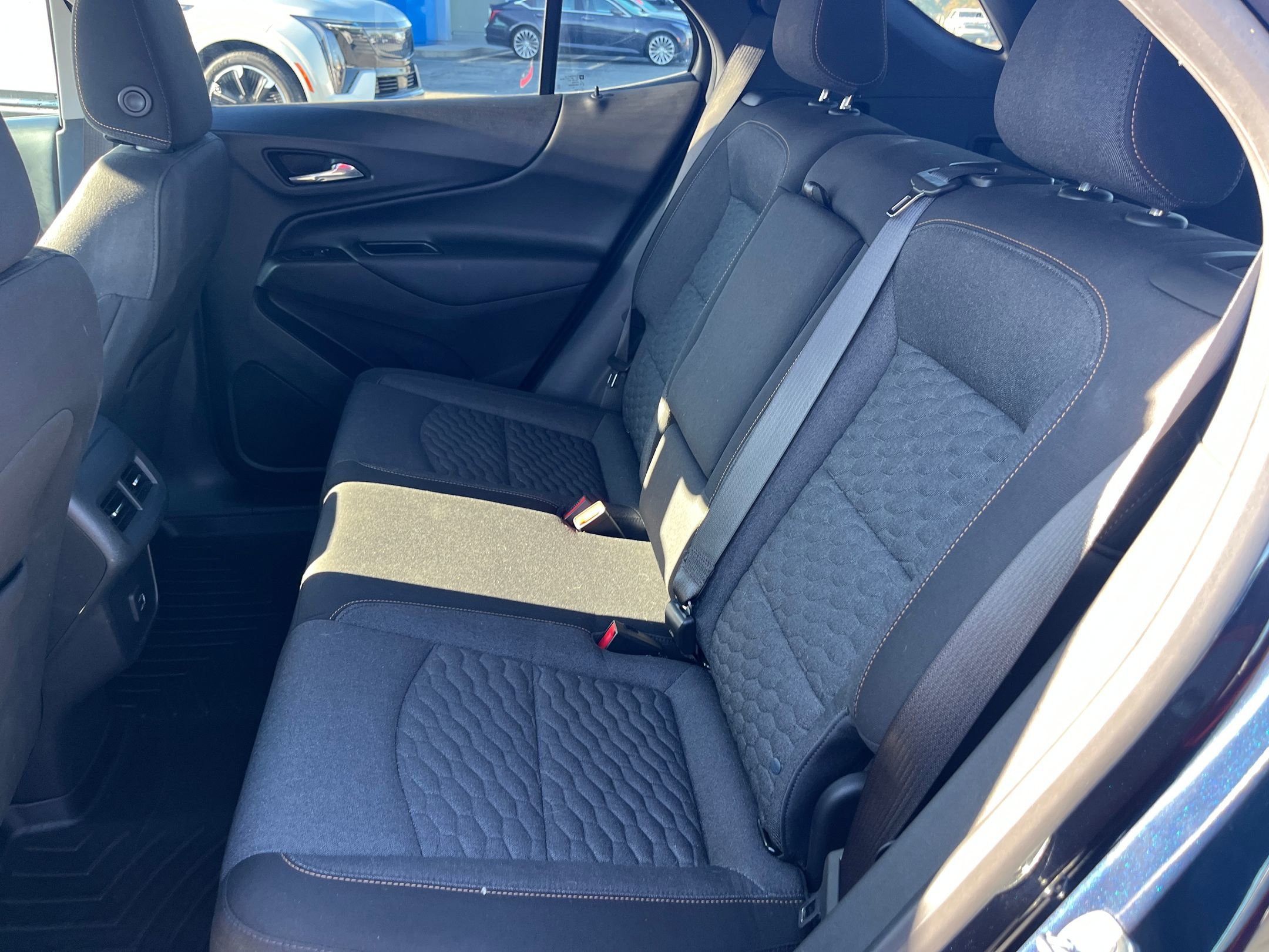 2021 Chevrolet Equinox LT photo 23