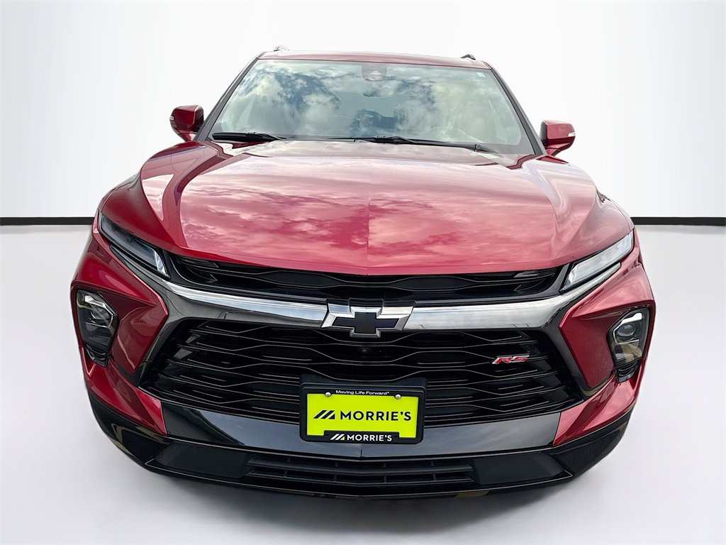 2025 Chevrolet Blazer RS photo 2