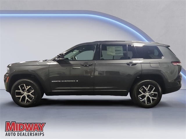 2025 Jeep Grand Cherokee Limited photo 2