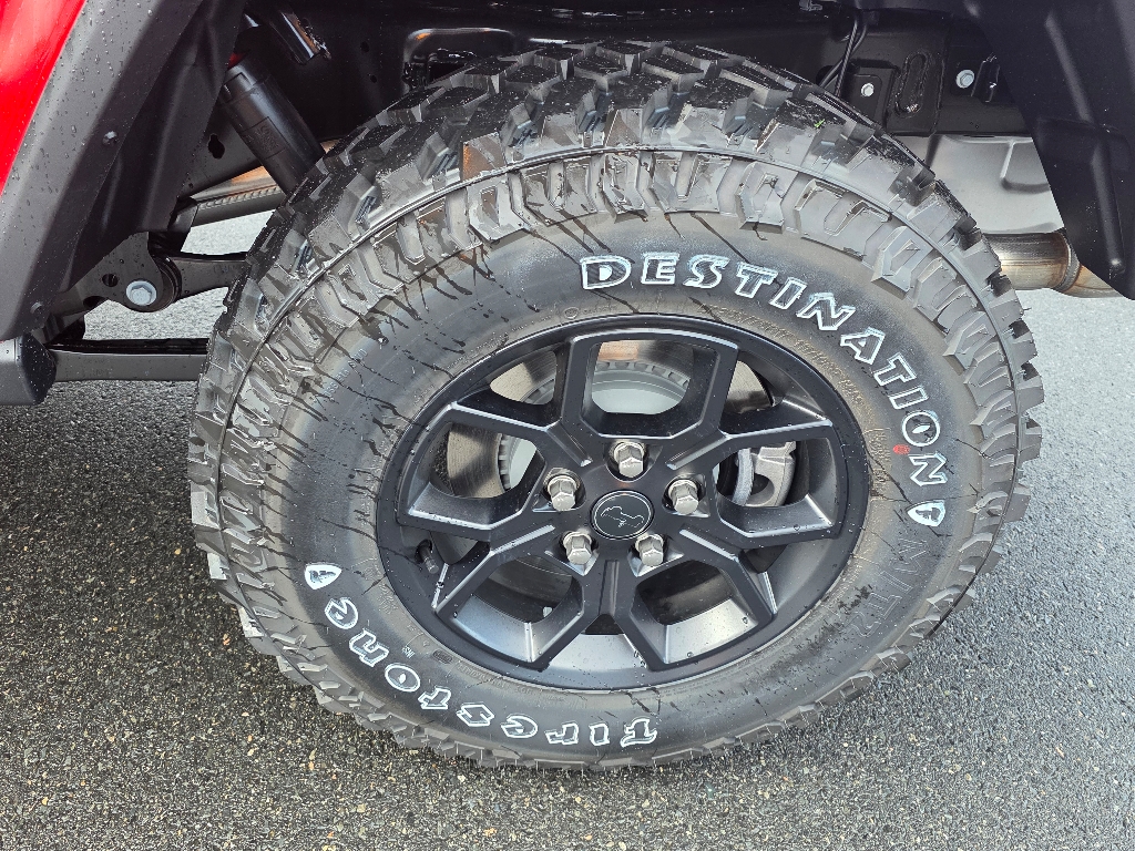 2025 Jeep Gladiator Sport photo 5
