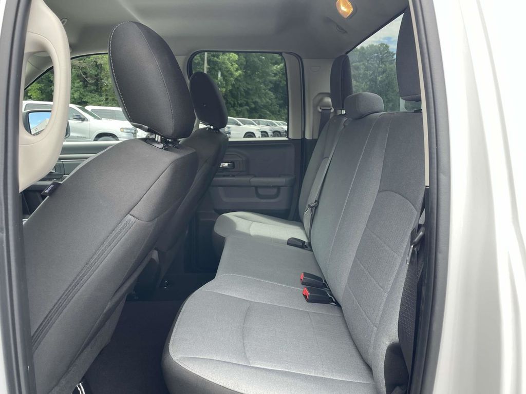 2024 Ram 1500 Classic SLT photo 18