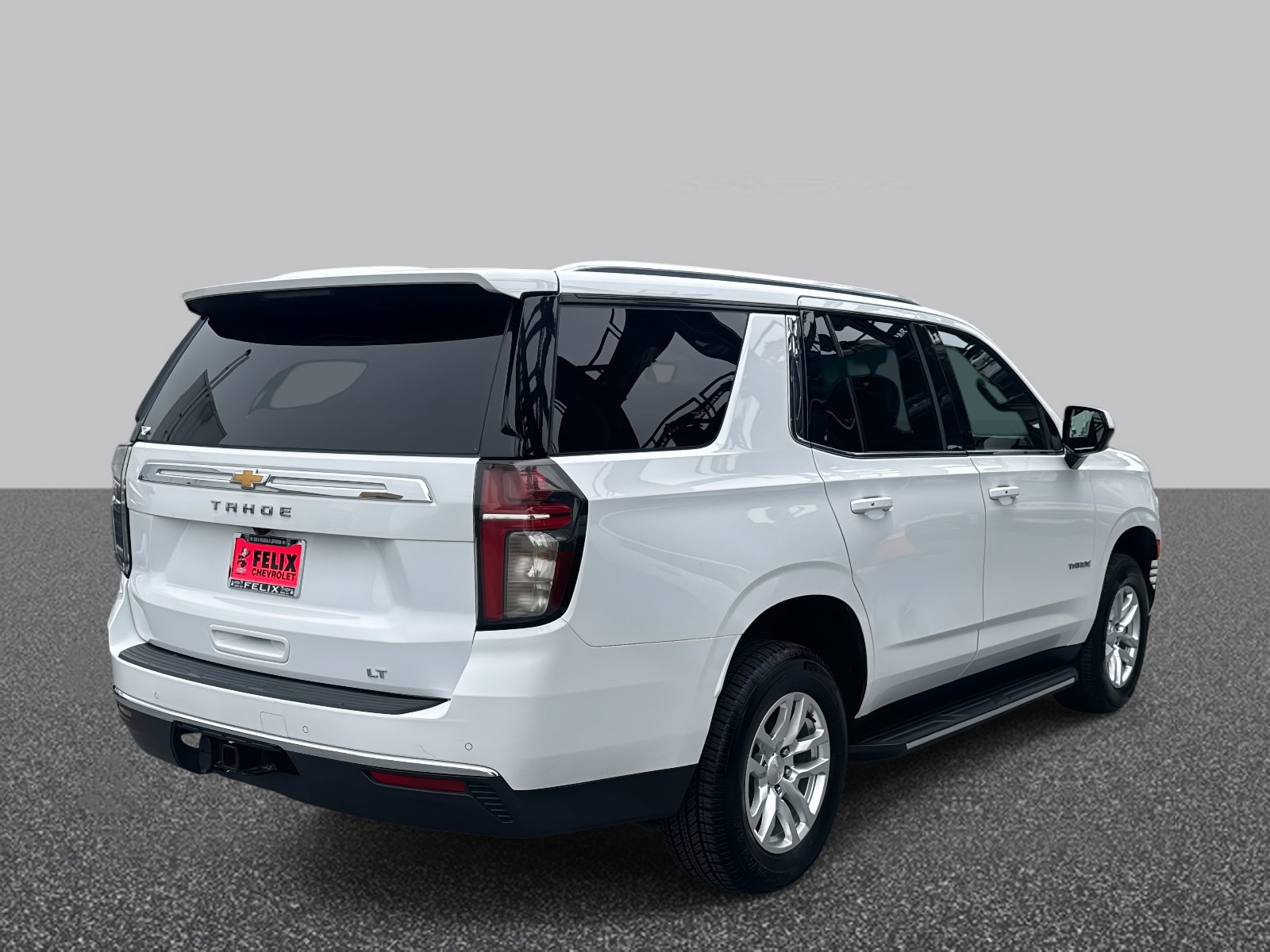 Used 2022 Summit White Chevrolet LT image 4