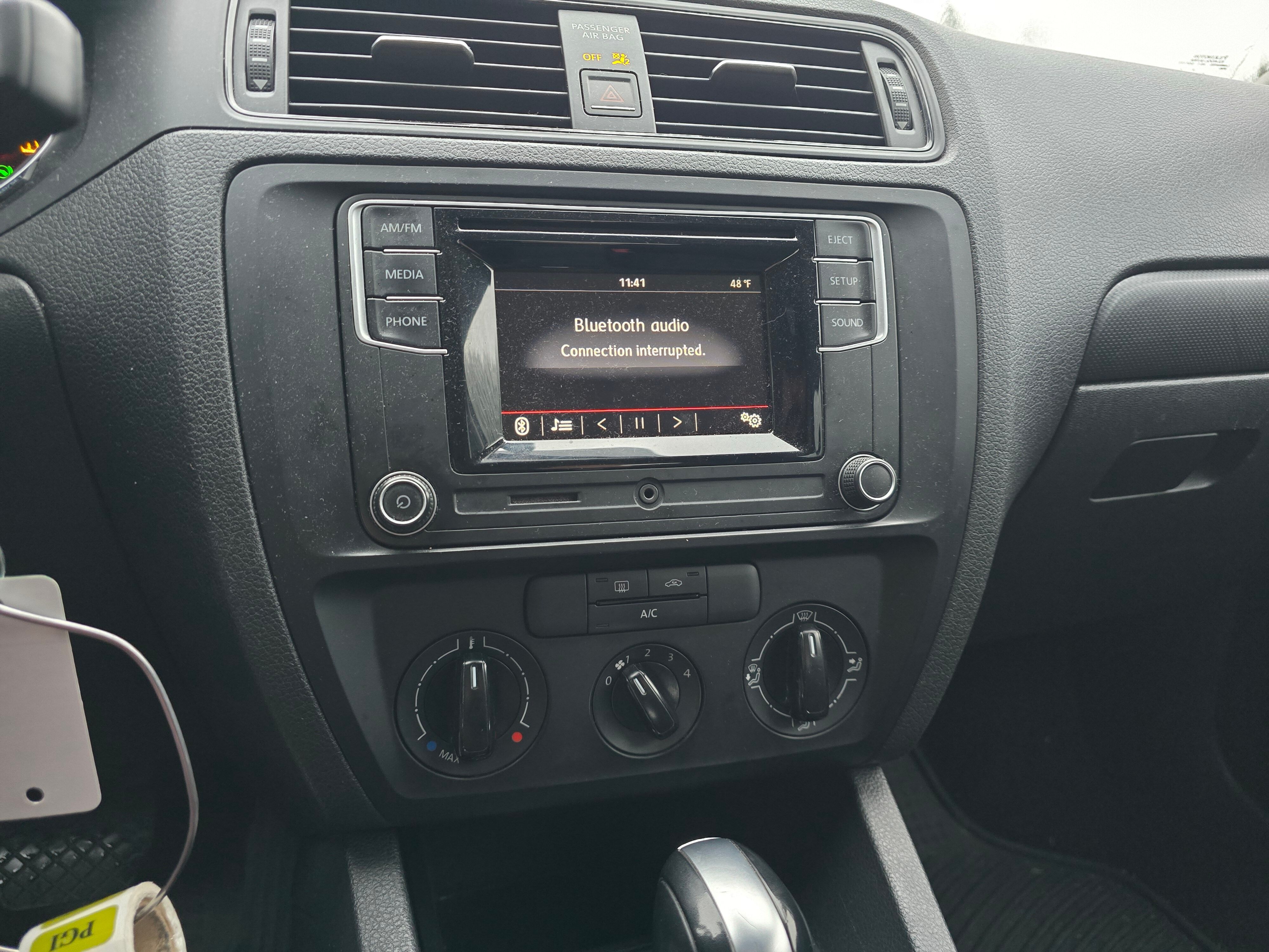 2016 Volkswagen Jetta 1.4T S photo 2