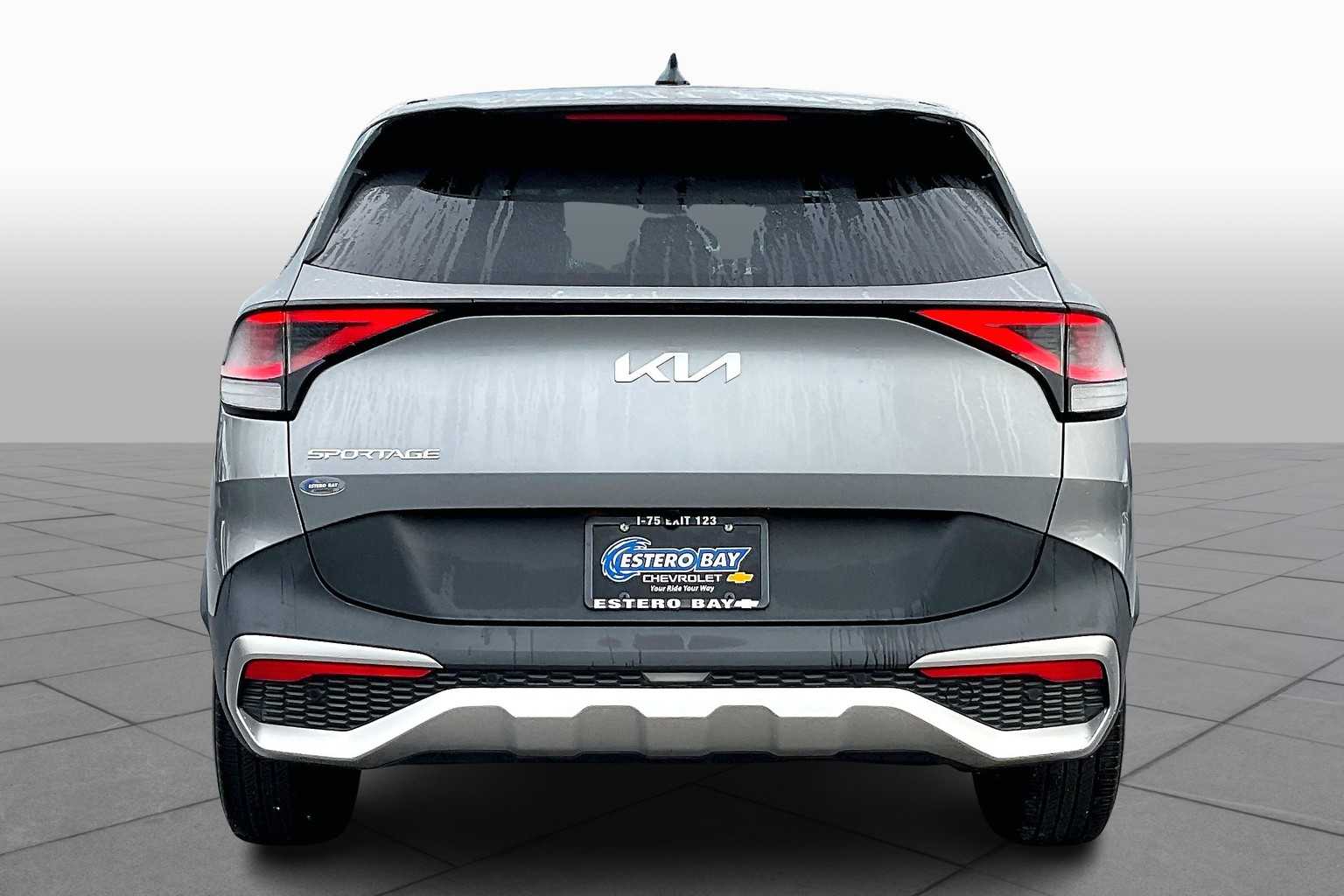 2023 Kia Sportage LX photo 4