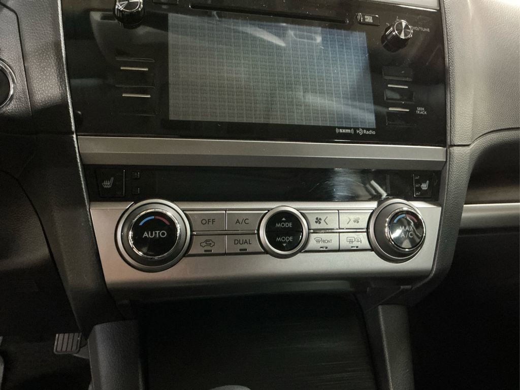 2015 Subaru Legacy 2.5i photo 16