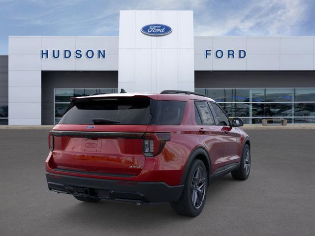 2025 Ford Explorer ST-Line photo 6