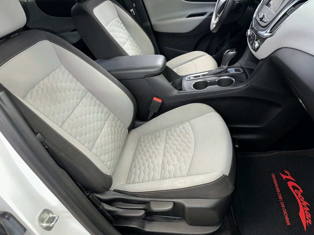 2020 Chevrolet Equinox LS photo 25