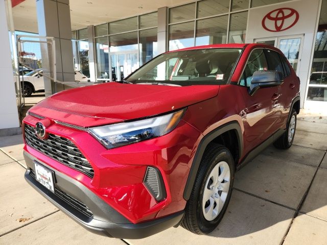 2025 Toyota RAV4 LE photo 3