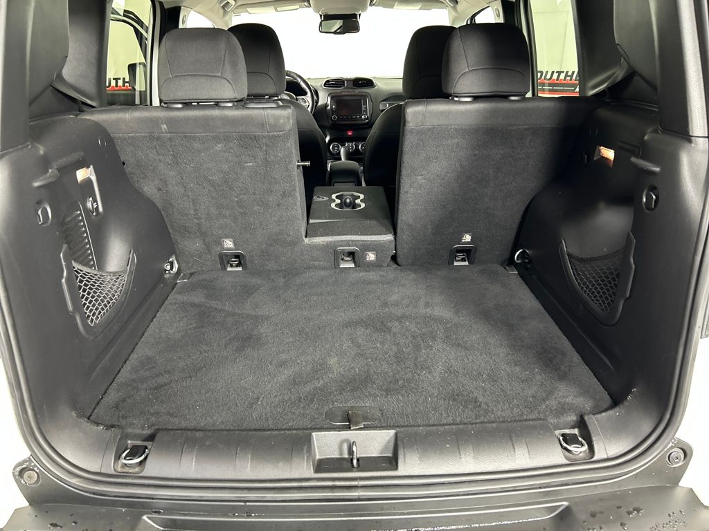 2017 Jeep Renegade Latitude North Edition photo 26