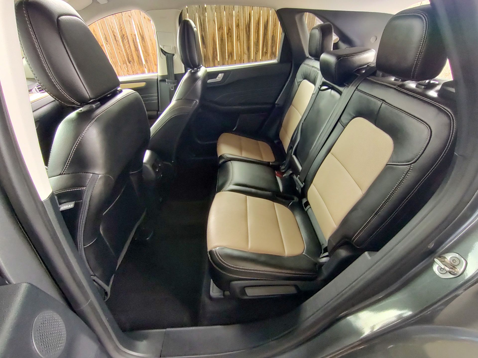 2021 Ford Escape Titanium Hybrid photo 13