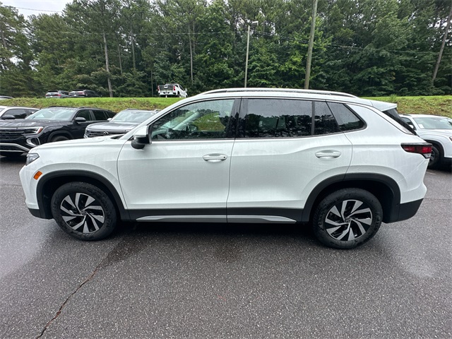 2025 Volkswagen Tiguan S photo 2