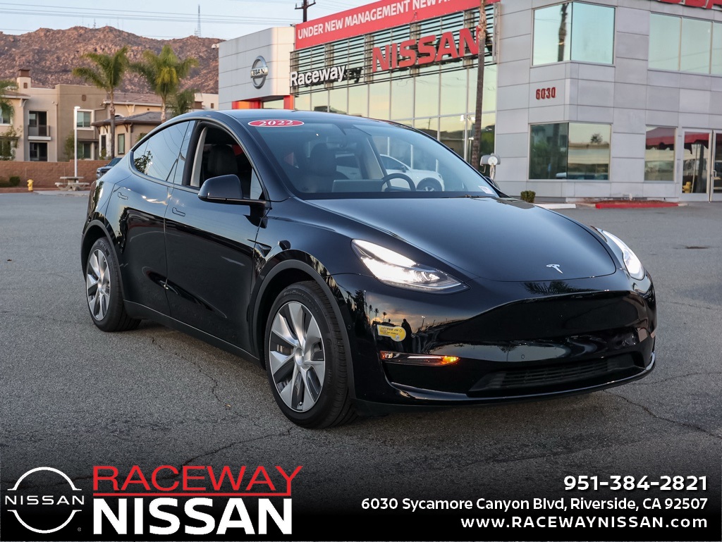 2022 Tesla Model Y Long Range's photo