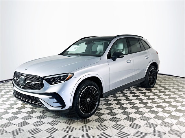2025 Mercedes Benz GLC 300 photo 3