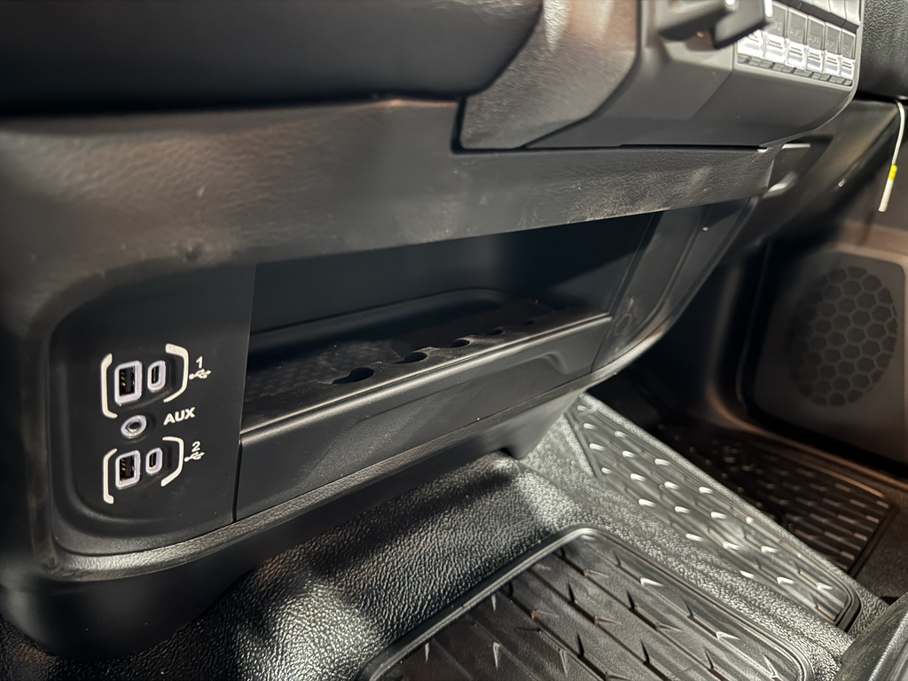 2025 Ram 3500 Tradesman photo 34