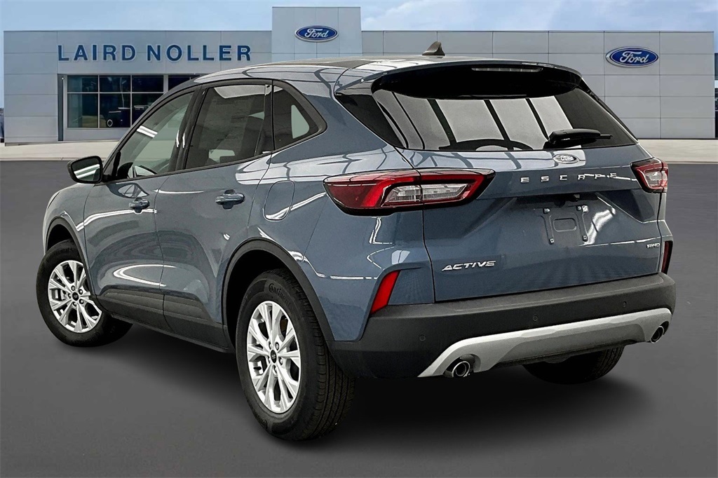 2025 Ford Escape Active photo 2