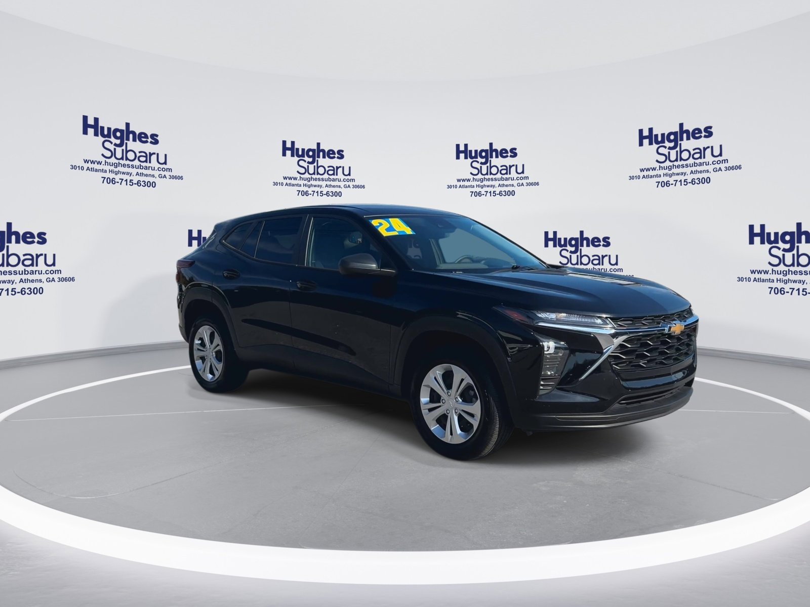 2024 Chevrolet Trax LS photo 3
