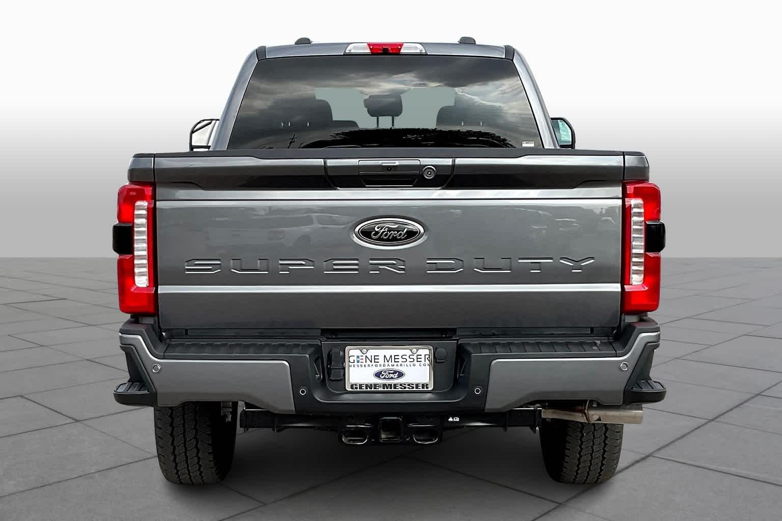 2025 Ford F-250 Lariat photo 4