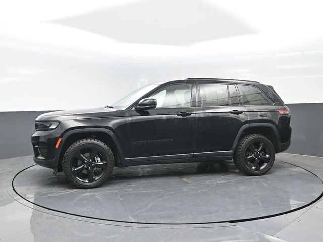 2023 Jeep Grand Cherokee Altitude photo 4