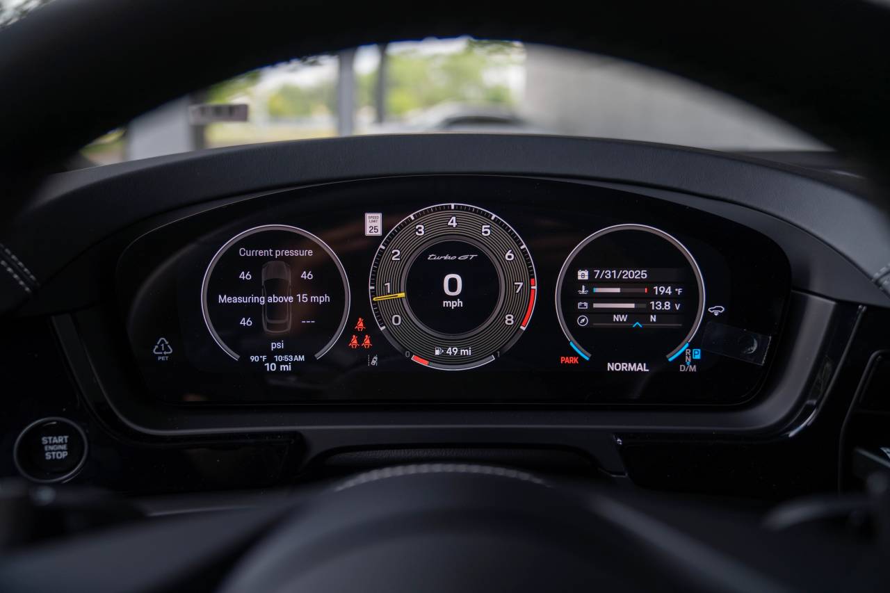 2025 Porsche Cayenne Turbo GT photo 17