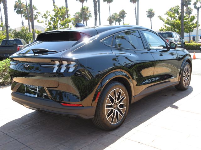 2025 Ford Mustang Mach-E Premium photo 4