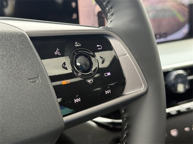 2025 Nissan Murano SL photo 14