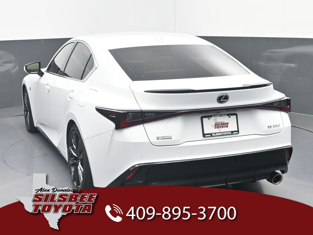 2021 Lexus IS 350 F SPORT photo 4