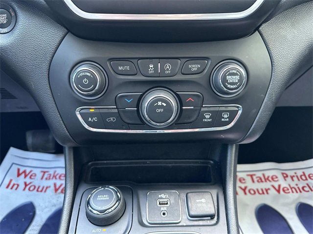 2021 Jeep Cherokee Latitude Lux photo 61