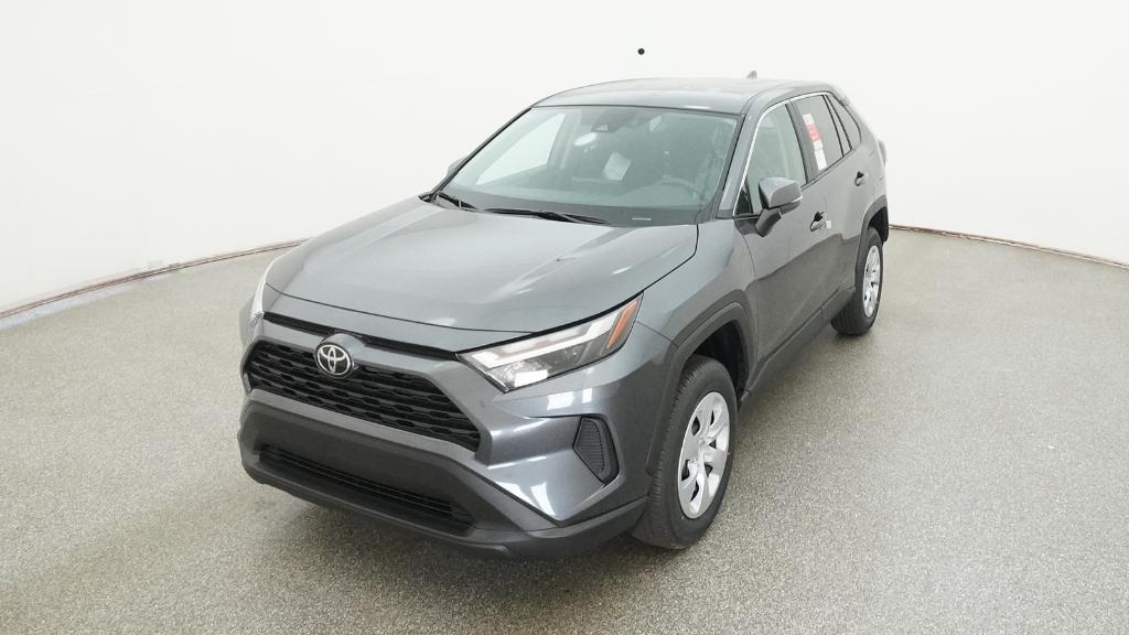 2025 Toyota RAV4 LE photo 4