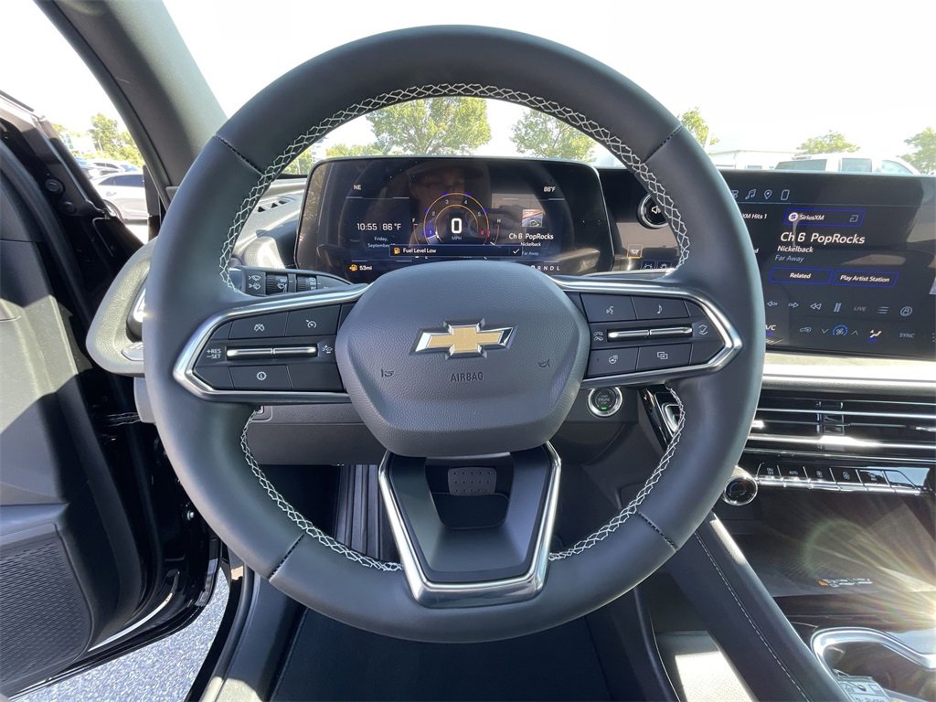 2026 Chevrolet Traverse photo 8
