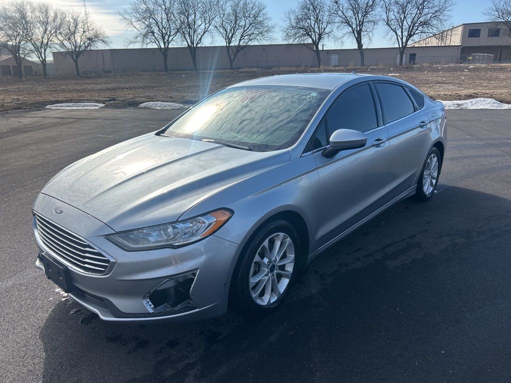Used 2020 Ford Fusion SE with VIN 3FA6P0HD8LR144578 for sale in Normal, IL