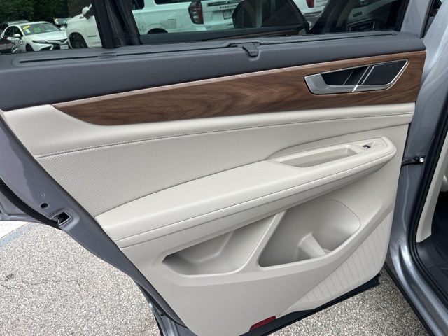 2026 Volkswagen Atlas SE Technology photo 11